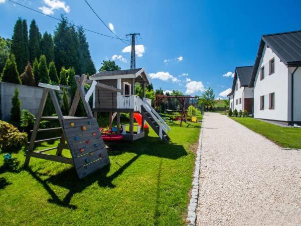 Agroturystyka Jodlowa - Rodzinne Apartamenty W Centrum Gor Swietokrzyskich - Sala Zabaw, Zwierzeta, Bilard Krajno-Zagorze エクステリア 写真