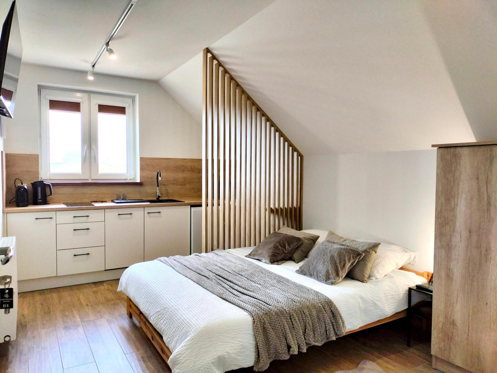 Agroturystyka Jodlowa - Rodzinne Apartamenty W Centrum Gor Swietokrzyskich - Sala Zabaw, Zwierzeta, Bilard Krajno-Zagorze エクステリア 写真