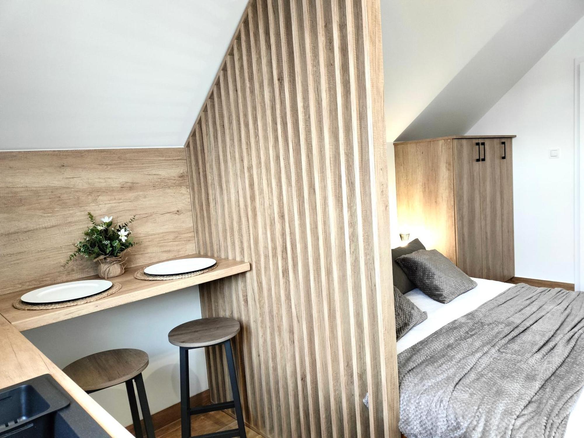 Agroturystyka Jodlowa - Rodzinne Apartamenty W Centrum Gor Swietokrzyskich - Sala Zabaw, Zwierzeta, Bilard Krajno-Zagorze エクステリア 写真